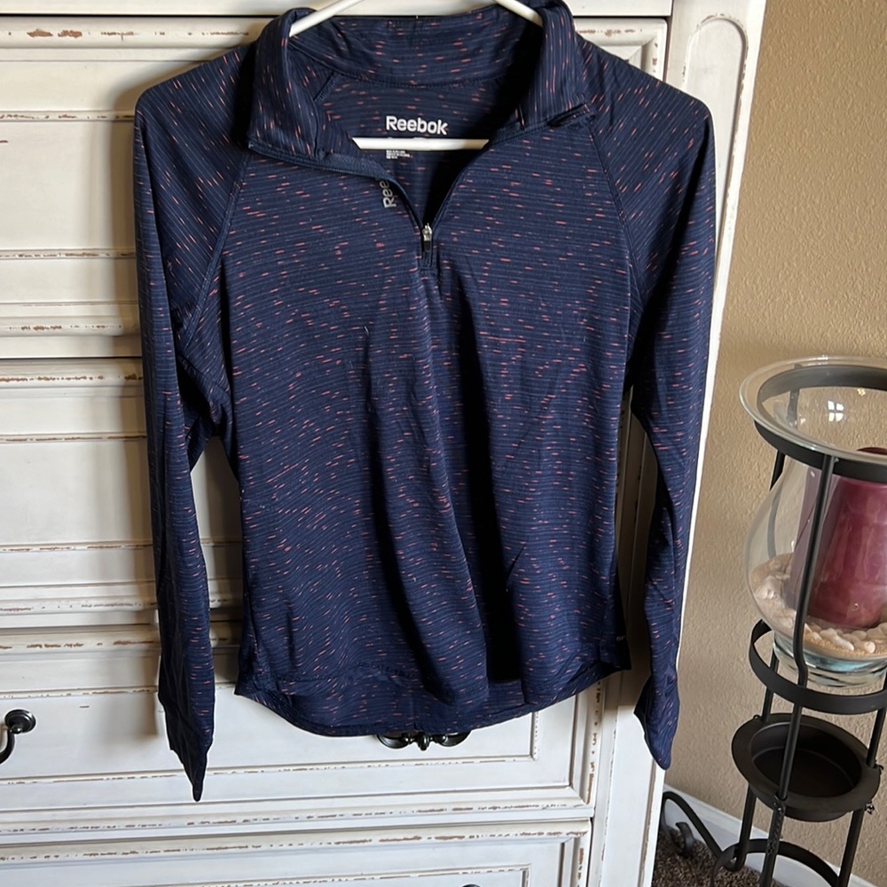 Reebok top small